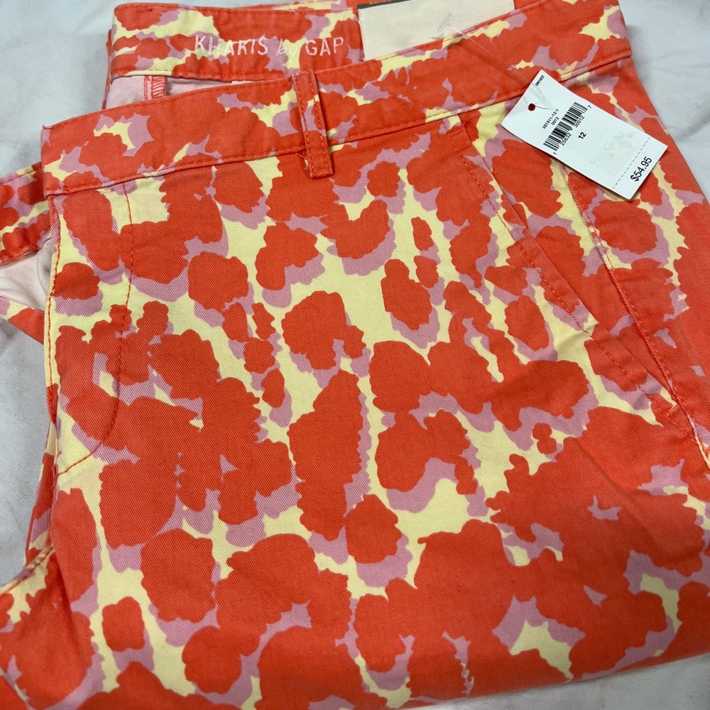 Gap Khakis